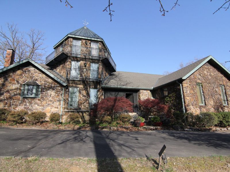 Fixer To Fabulous HGTV