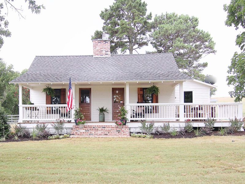 Fixer To Fabulous HGTV