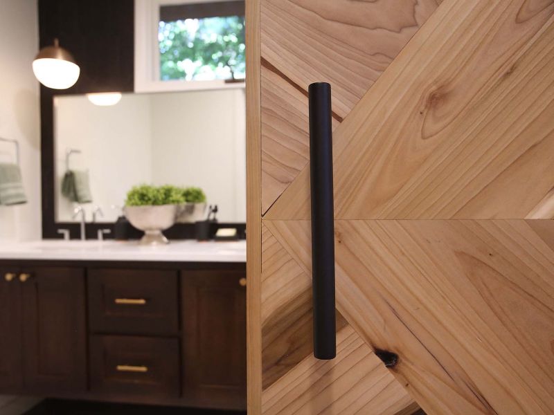 Fixer To Fabulous HGTV