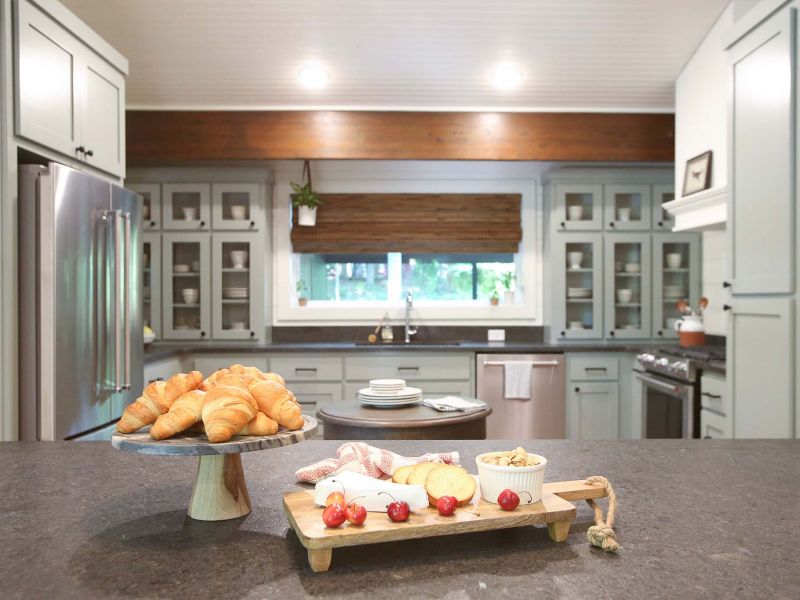 Fixer To Fabulous HGTV