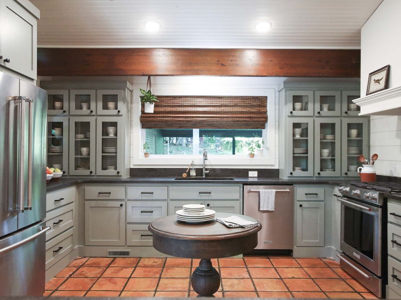 Fixer To Fabulous HGTV