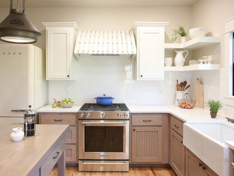 Fixer To Fabulous HGTV