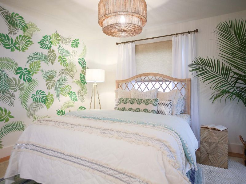 Fixer To Fabulous HGTV