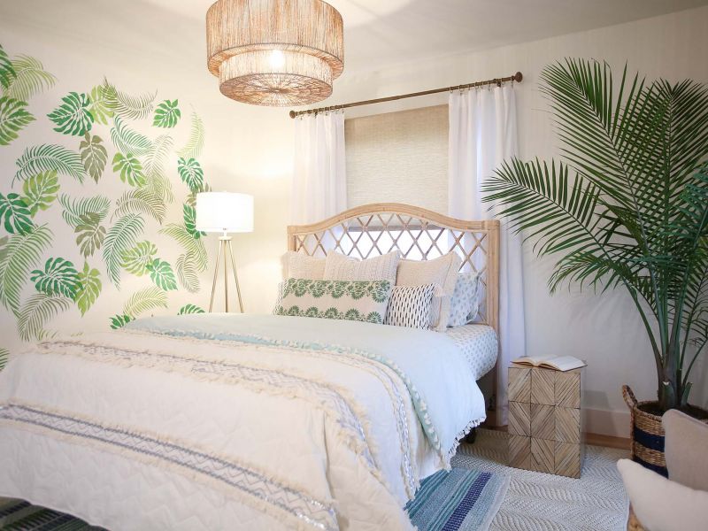 Fixer To Fabulous HGTV