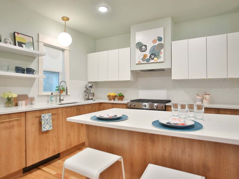 Fixer To Fabulous HGTV