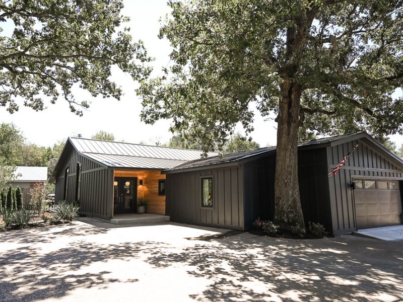 HGTV FIXER TO FABULOUS 206