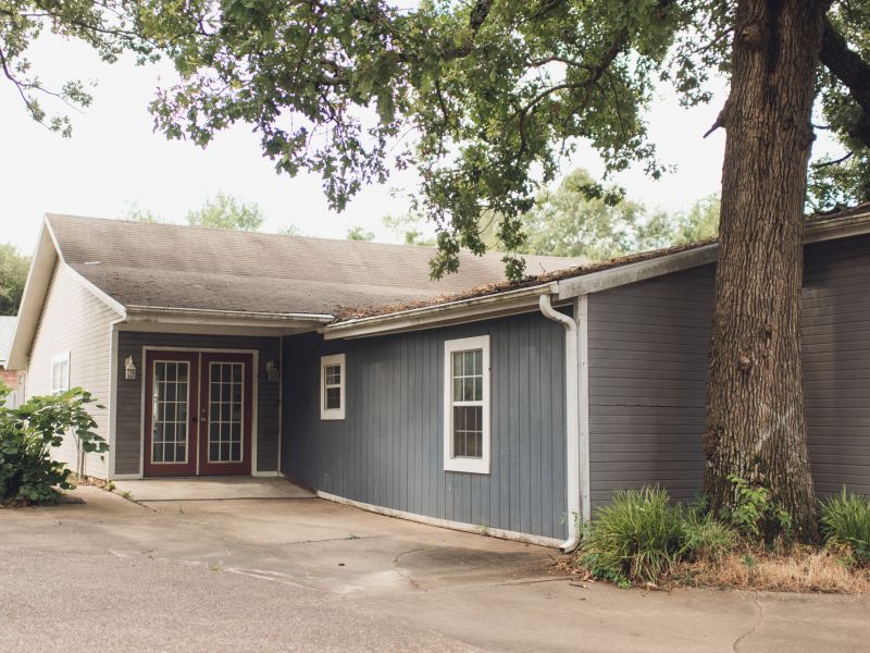 HGTV FIXER TO FABULOUS 206