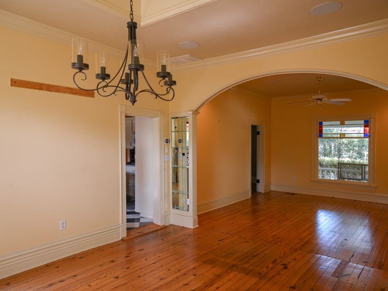 HGTV Fixer To Fabulous 210 25