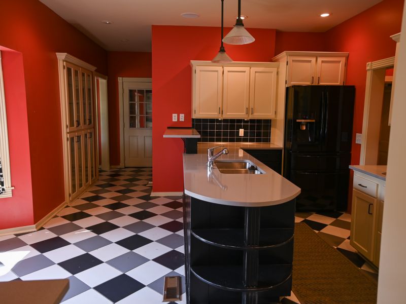 HGTV Fixer To Fabulous 210 26