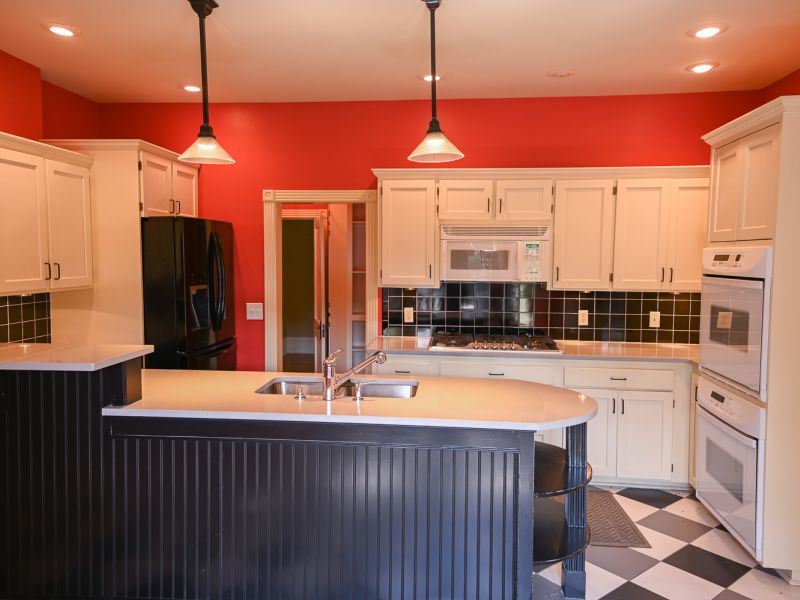 HGTV Fixer To Fabulous 210 31