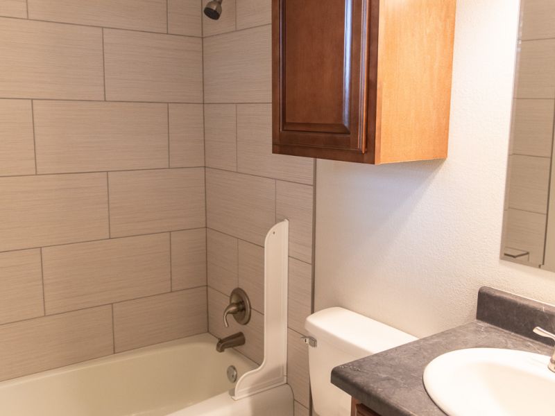 HGTV Fixer To Fabulous 6068