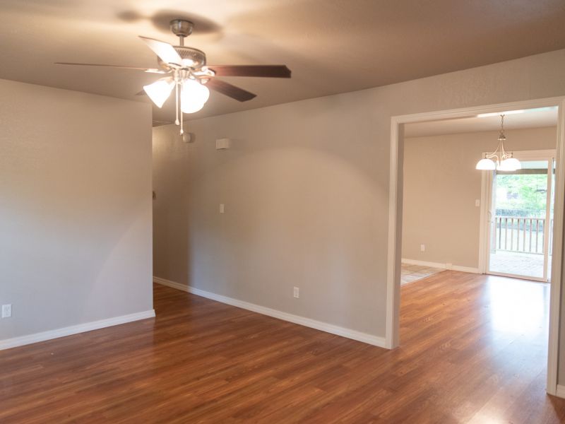 HGTV Fixer To Fabulous 6083