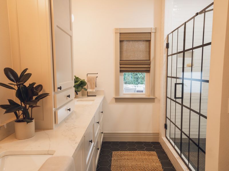 HGTV Fixer To Fabulous  114