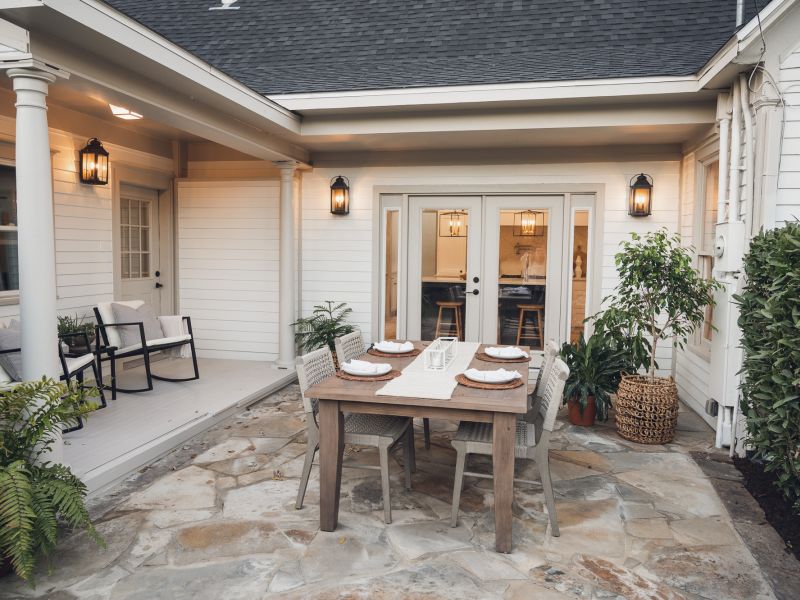 HGTV Fixer To Fabulous  116