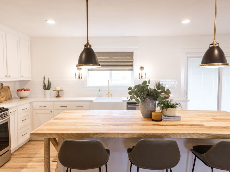 HGTV Fixer To Fabulous 17