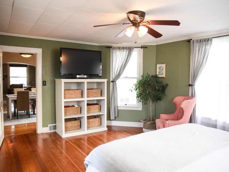 HGTV Fixer To Fabulous 201 43