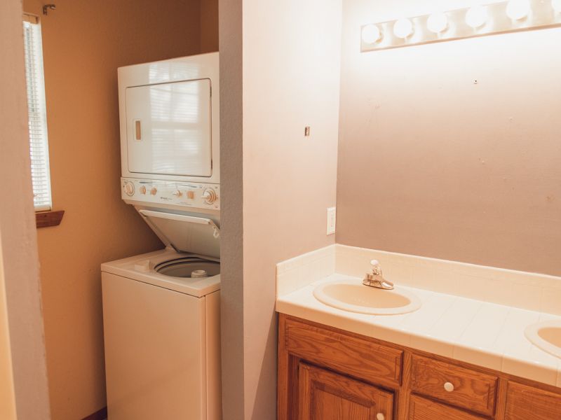 HGTV Fixer To Fabulous 203 23