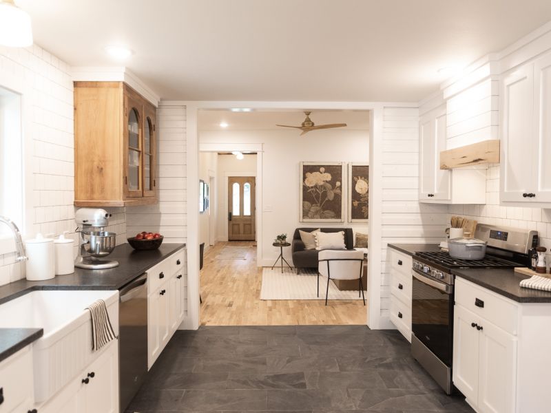 HGTV Fixer To Fabulous 203a 15