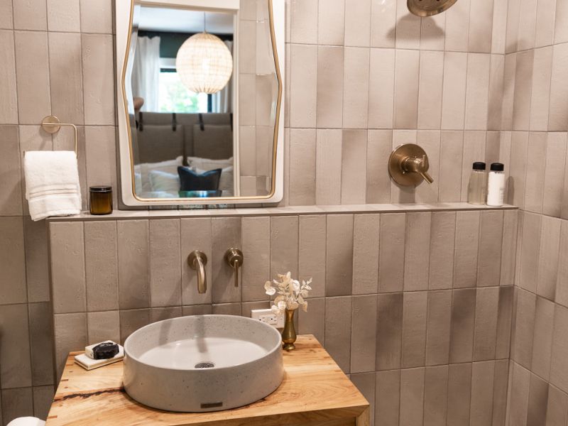 HGTV Fixer To Fabulous 203a 45