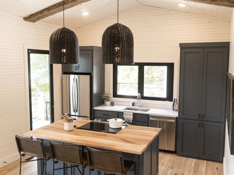 HGTV Fixer To Fabulous 203a 75