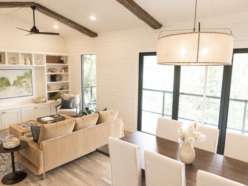 HGTV Fixer To Fabulous 203a 77