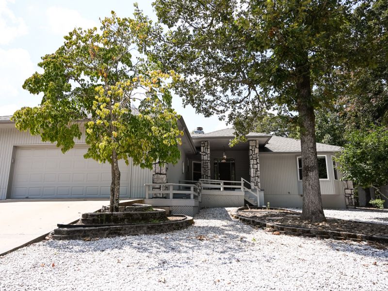 HGTV Fixer To Fabulous 208 1