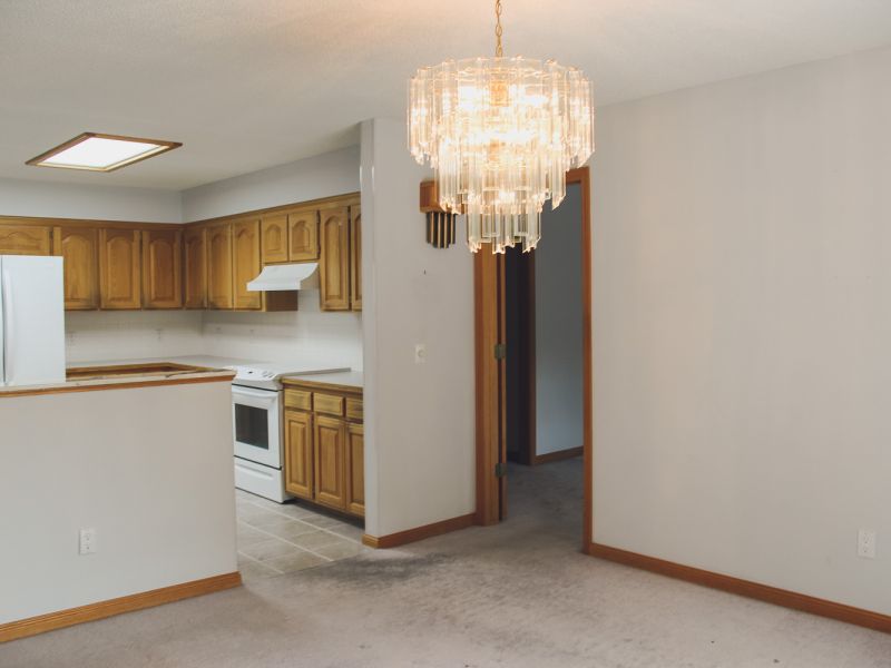 HGTV Fixer To Fabulous 208 2 18