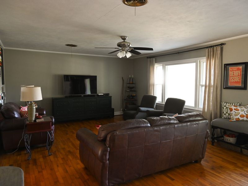 HGTV Fixer To Fabulous 212 16