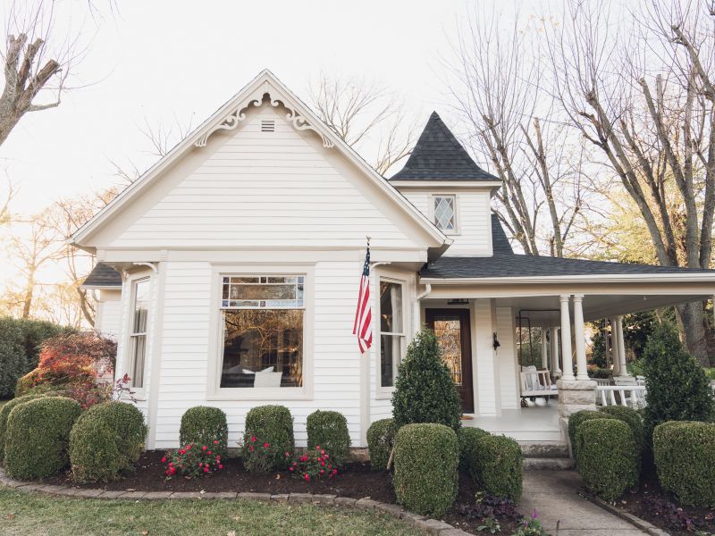 HGTV Fixer To Fabulous  3