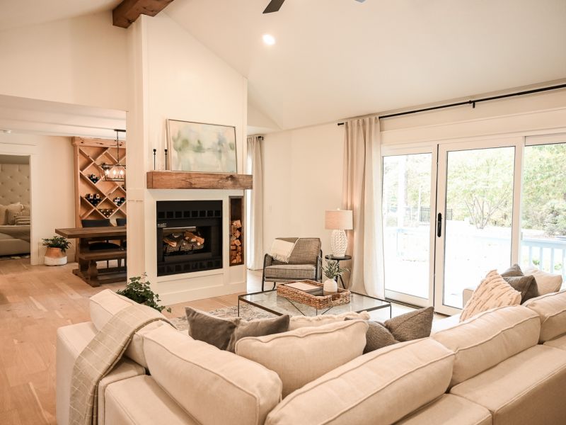 HGTV Fixer To Fabulous 43