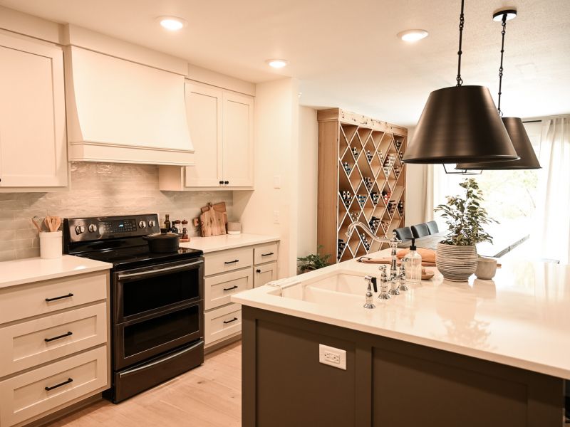 HGTV Fixer To Fabulous 56