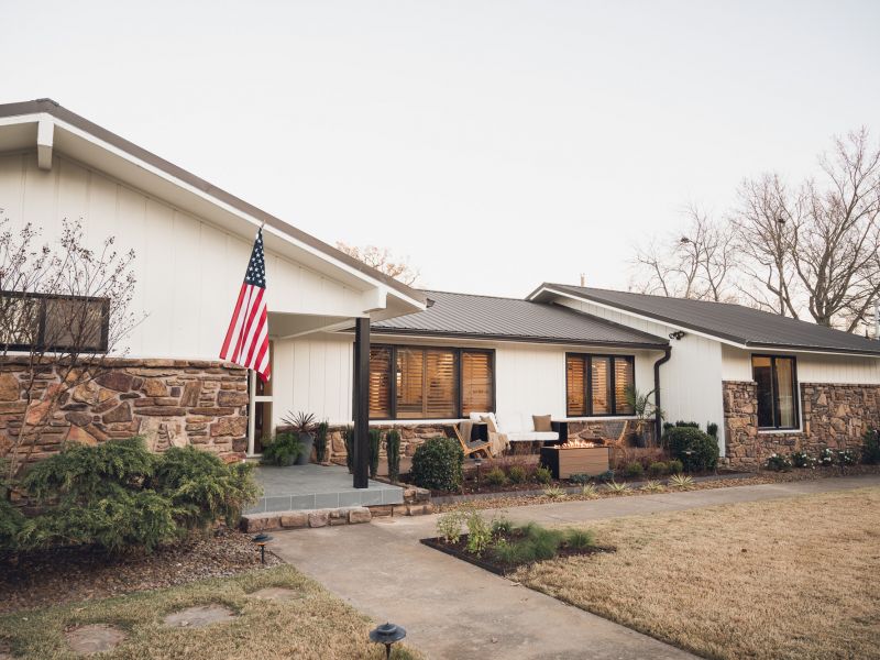 HGTV Fixer To Fabulous  90