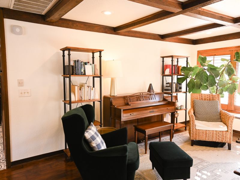 HGTV Fixer To Fabulous Walker 18