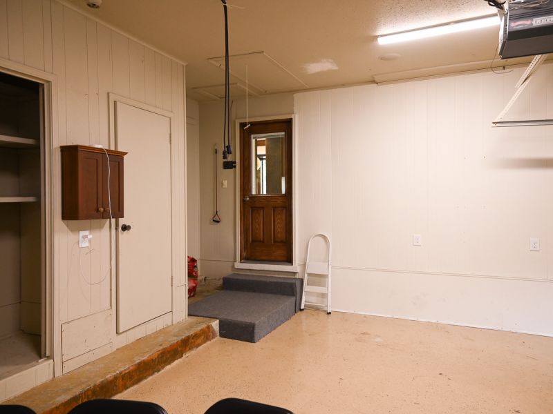 HGTV Fixer To Fabulous Walker 52