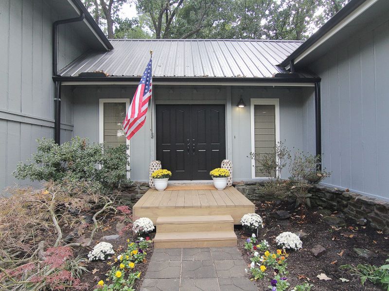 Fixer To Fabulous HGTV