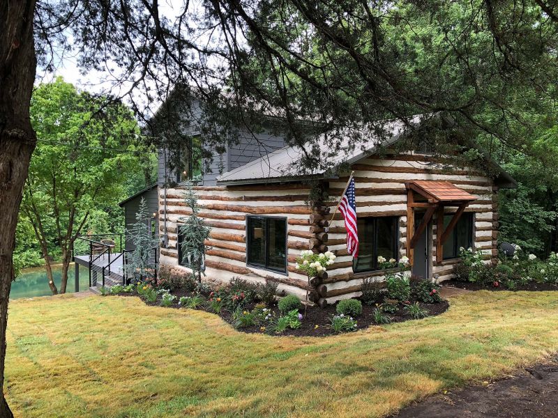 Fixer To Fabulous HGTV