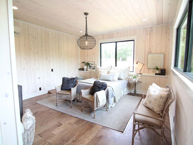 Fixer To Fabulous HGTV