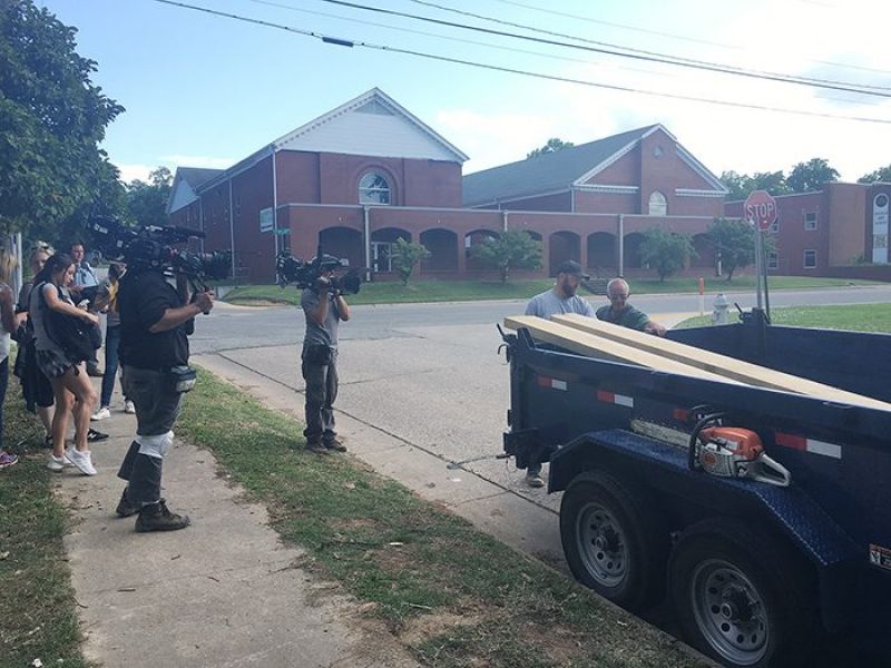 Fixer To Fabulous HGTV