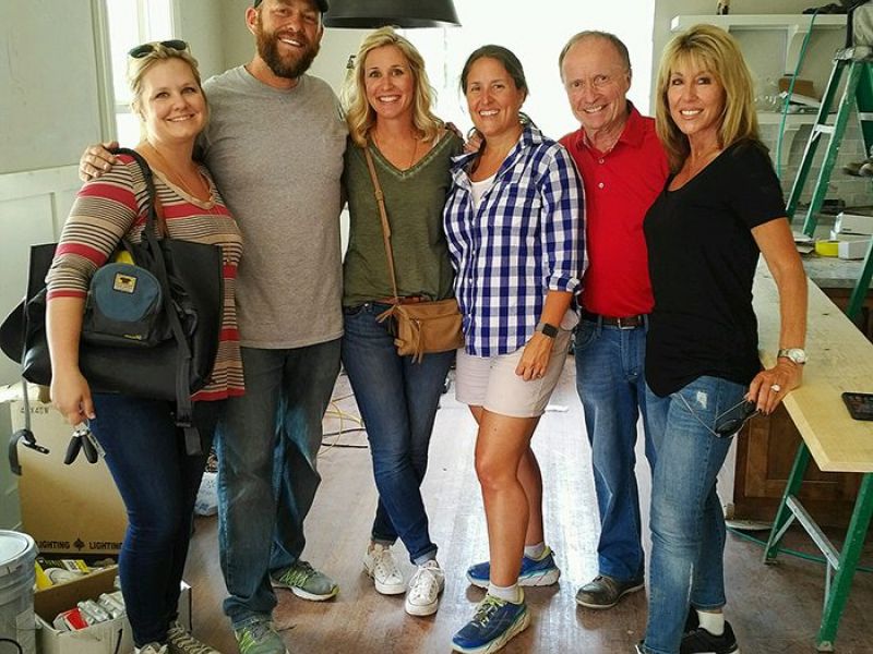 Fixer To Fabulous HGTV