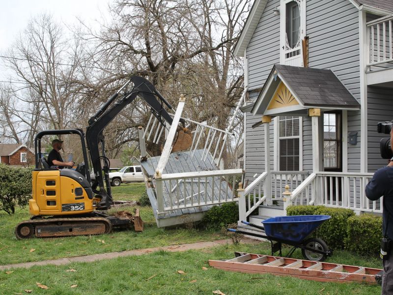 Fixer To Fabulous HGTV