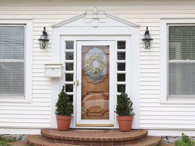 Fixer To Fabulous HGTV