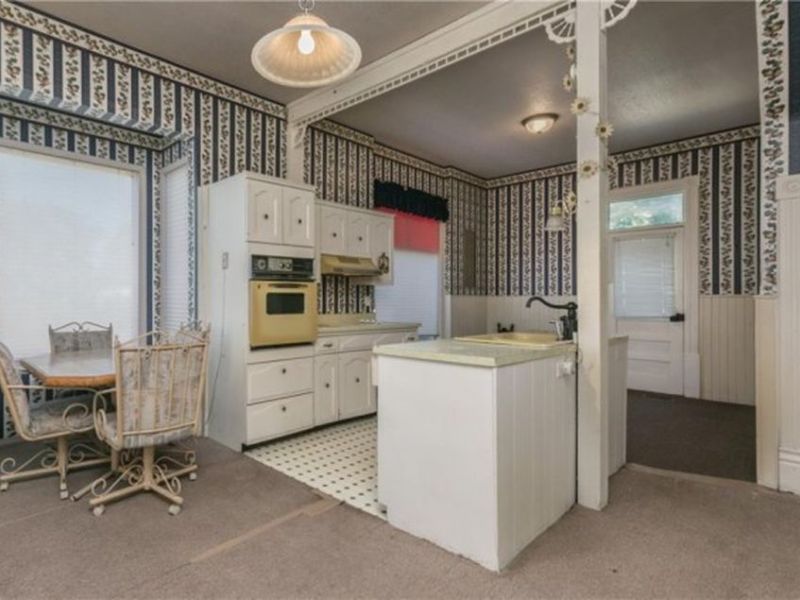 Fixer To Fabulous HGTV