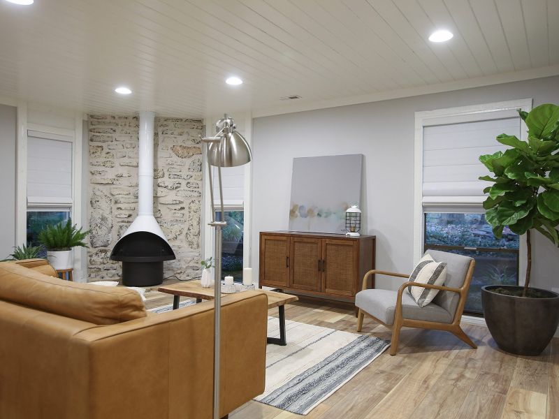 Fixer To Fabulous HGTV