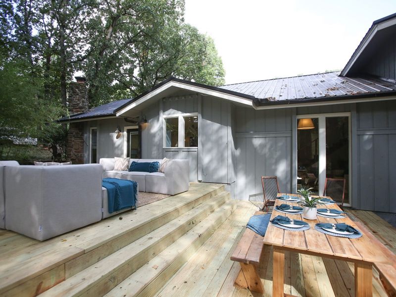 Fixer To Fabulous HGTV