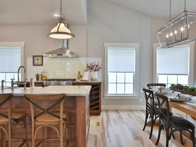 Fixer To Fabulous HGTV