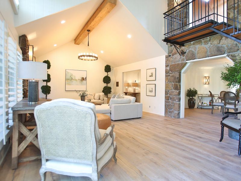 Fixer To Fabulous HGTV