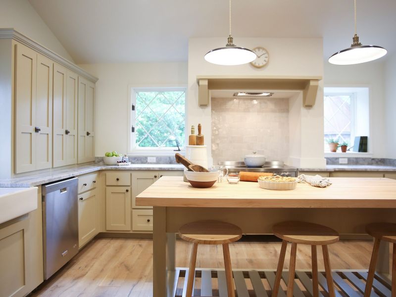 Fixer To Fabulous HGTV