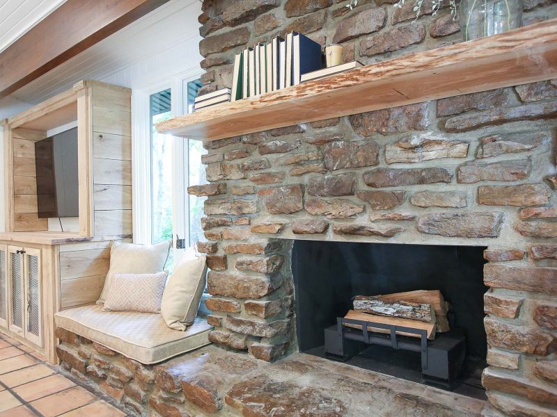 Fixer To Fabulous HGTV