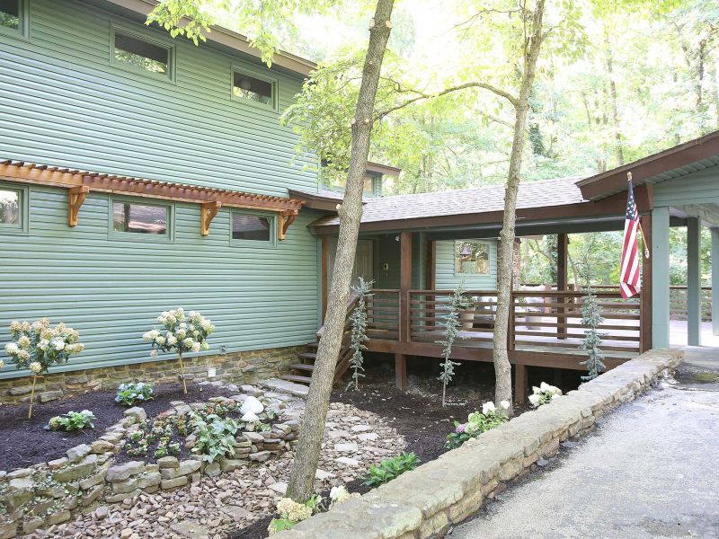 Fixer To Fabulous HGTV