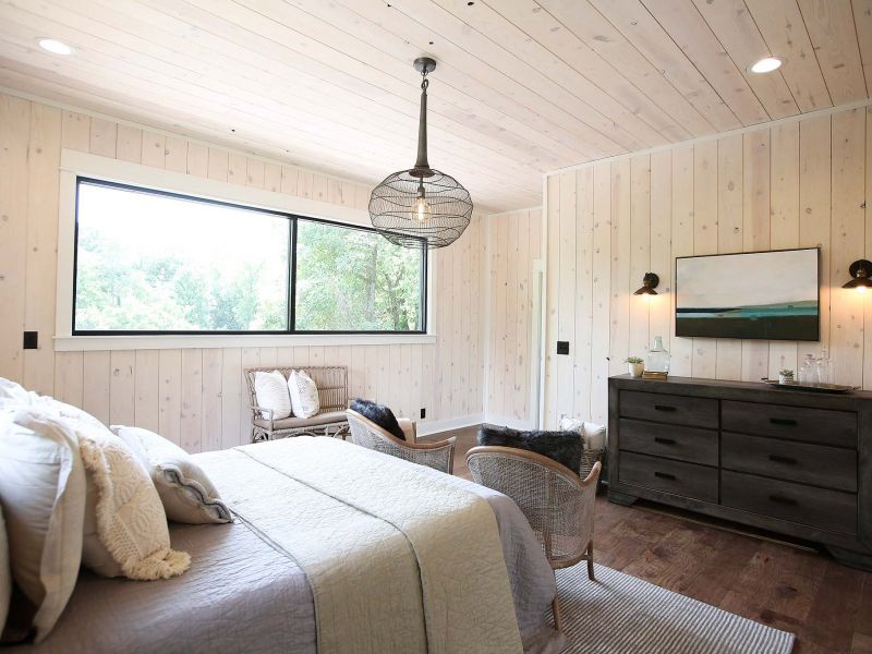 Fixer To Fabulous HGTV